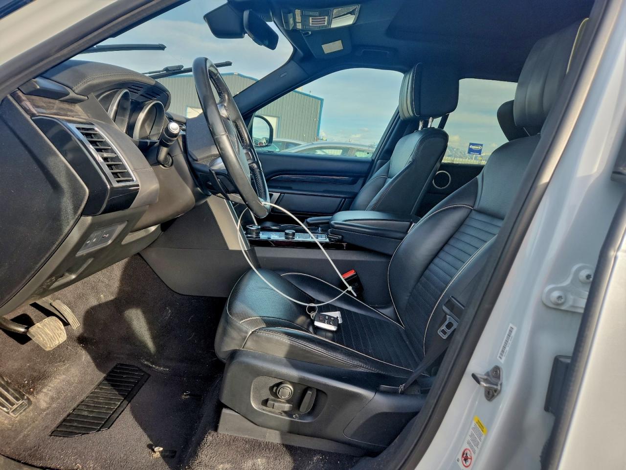 2017 LAND ROVER DISCOVERY