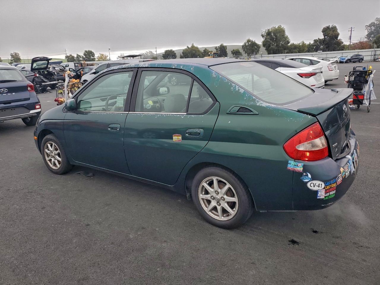 2001 TOYOTA PRIUS