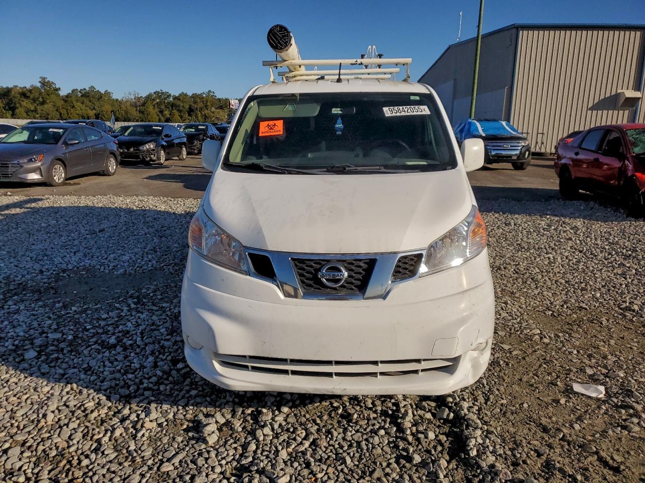 2017 NISSAN NV