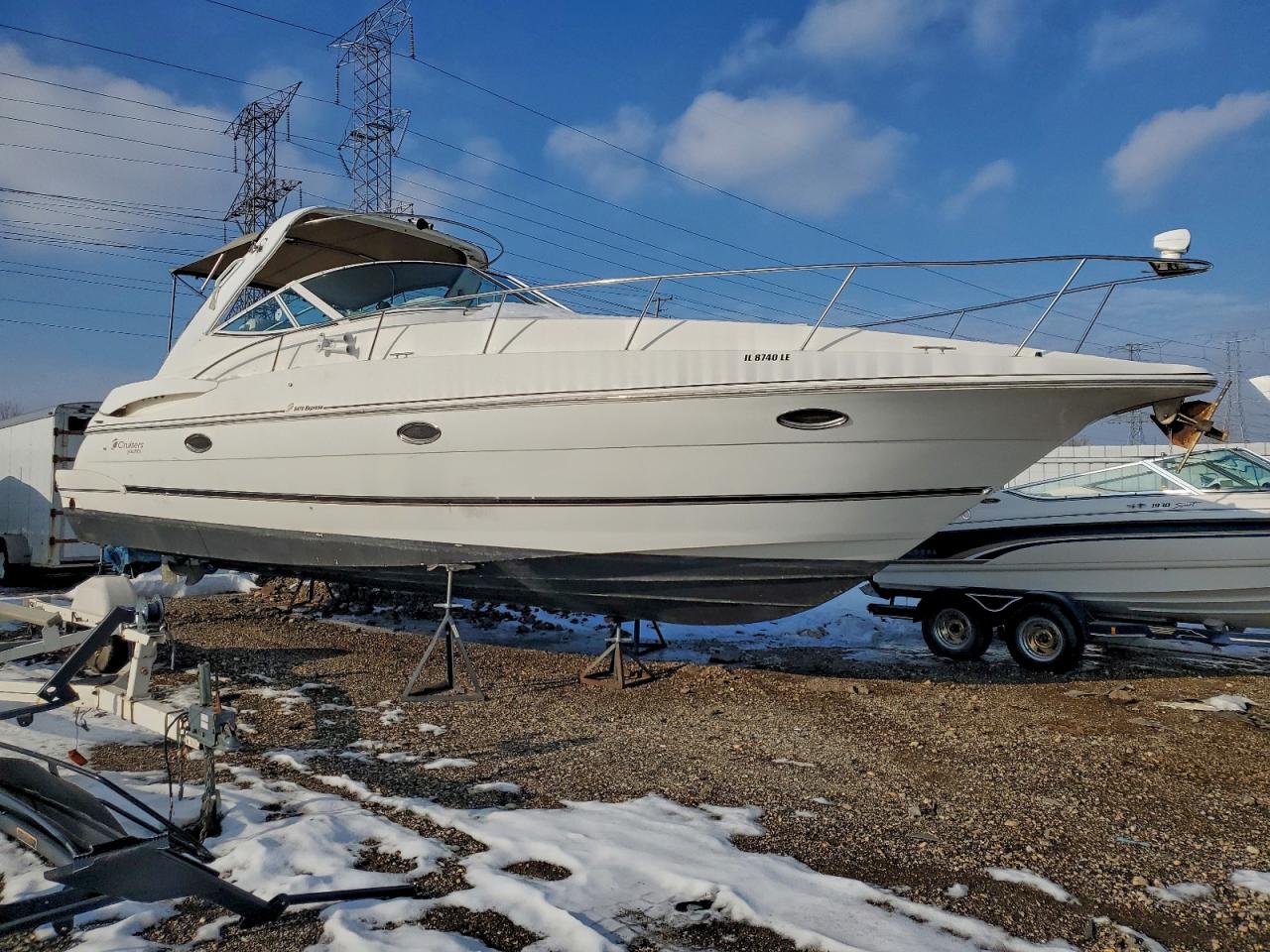 2002 CRUISERS YACHTS 3672 EXPRE