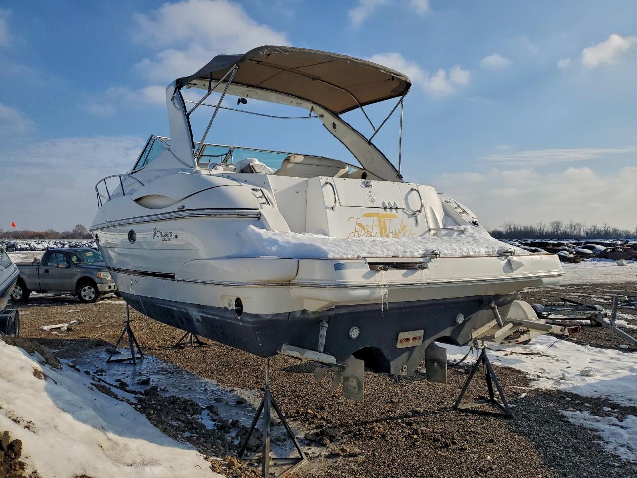 2002 CRUISERS YACHTS 3672 EXPRE