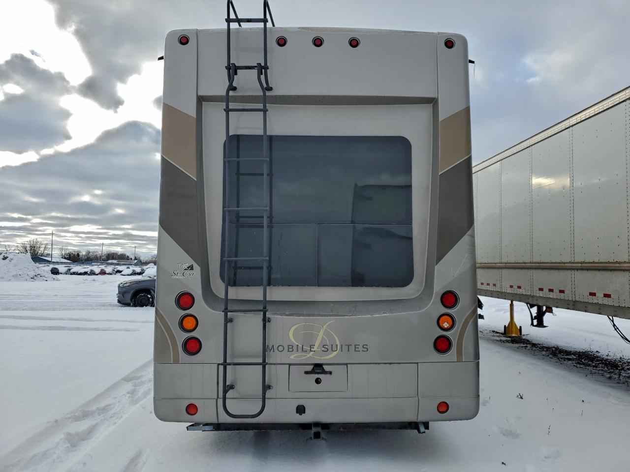 2014 DRV MOBIL SUIT