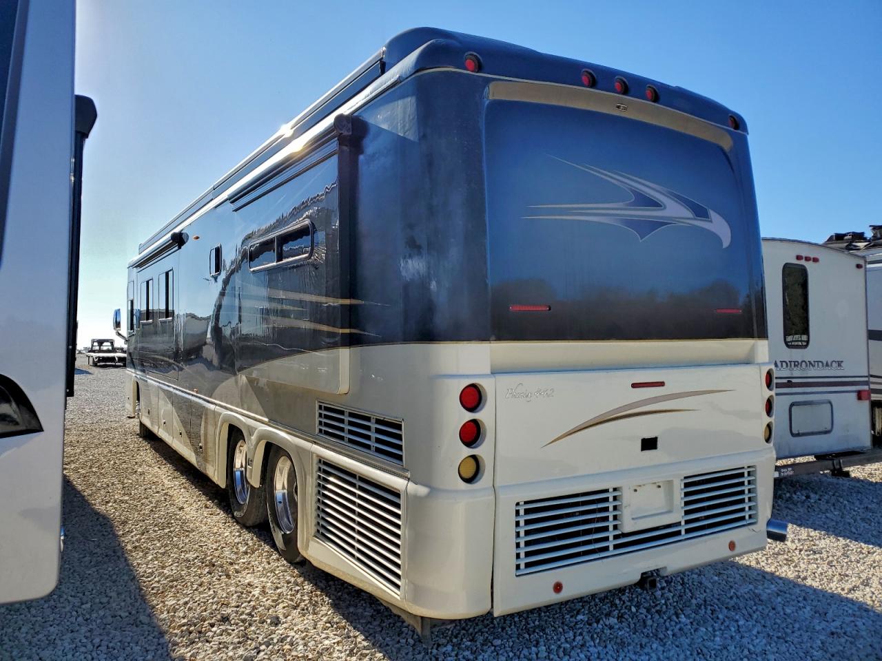 2006 FORETRAVEL MOTORHOME MOTORHOME