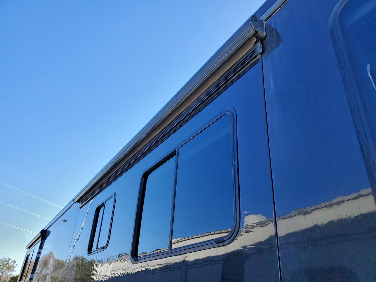 2006 FORETRAVEL MOTORHOME MOTORHOME