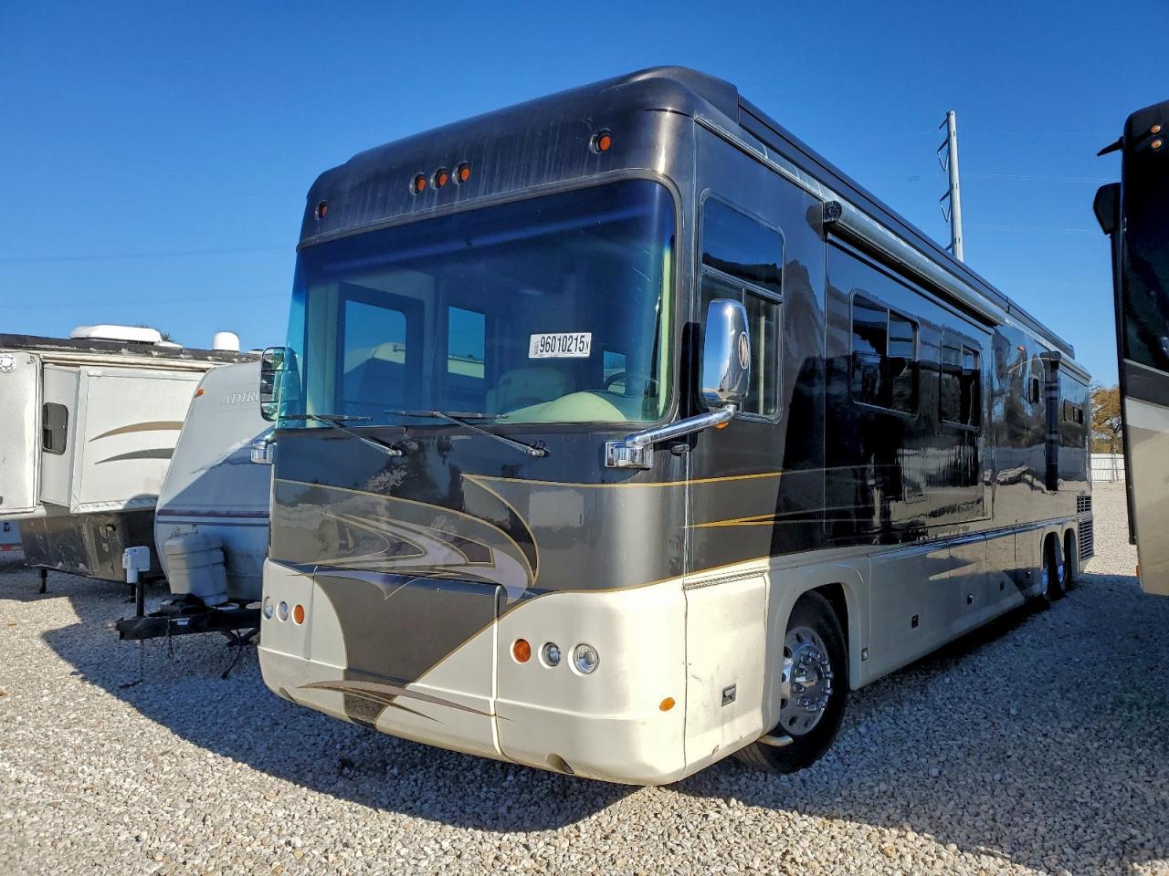 2006 FORETRAVEL MOTORHOME MOTORHOME