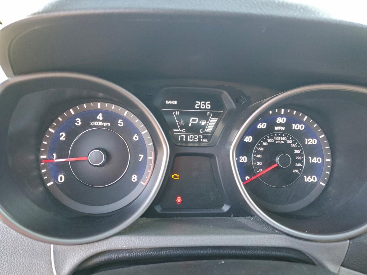 2014 HYUNDAI ELANTRA