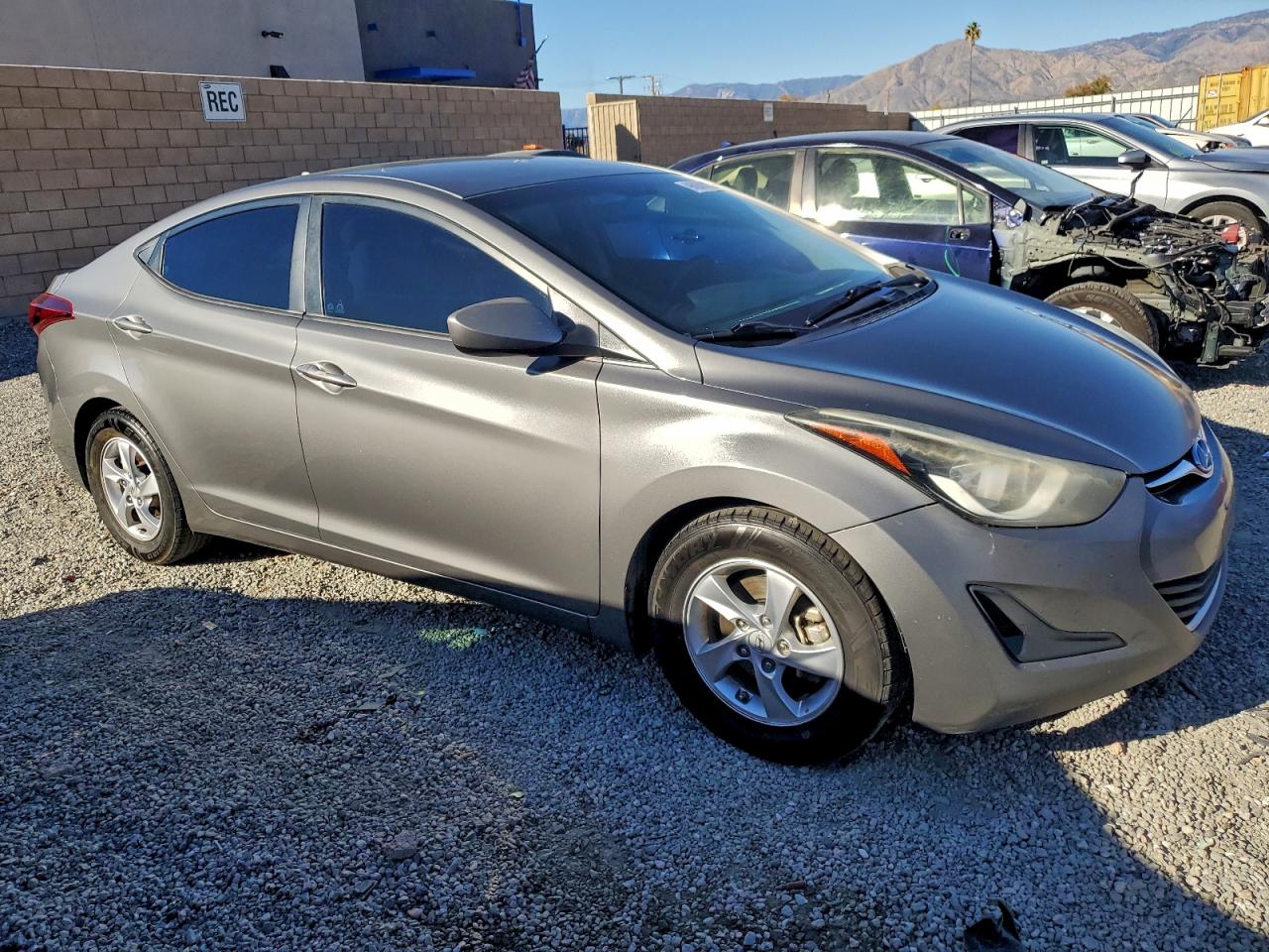 2014 HYUNDAI ELANTRA