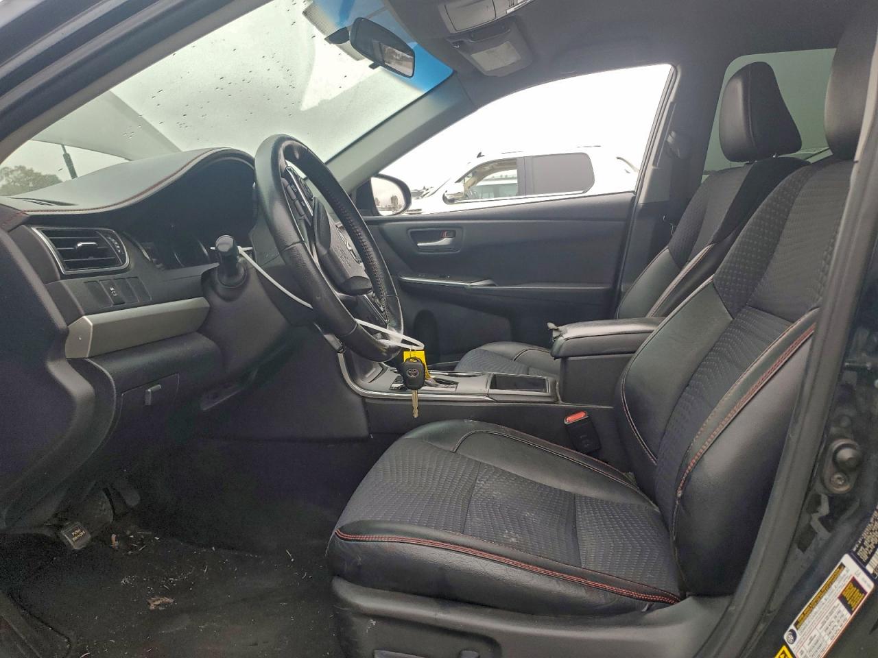 2015 TOYOTA CAMRY