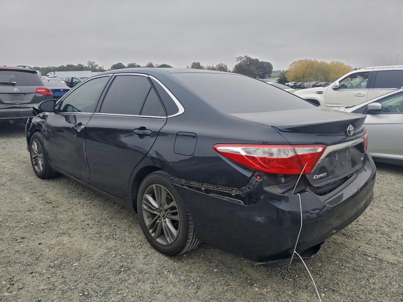 2015 TOYOTA CAMRY
