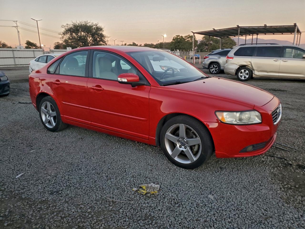 2008 VOLVO S40