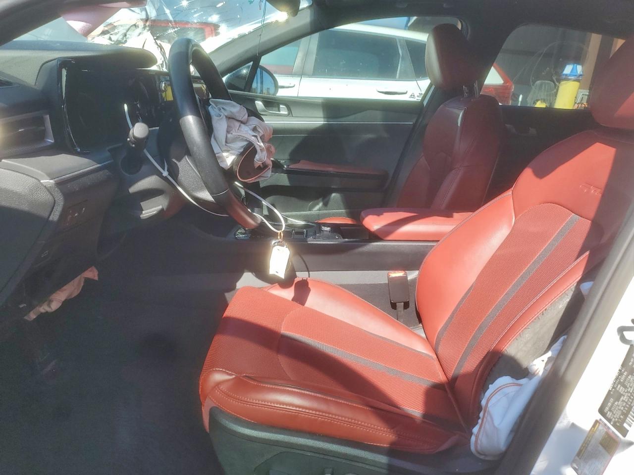 2023 KIA K5