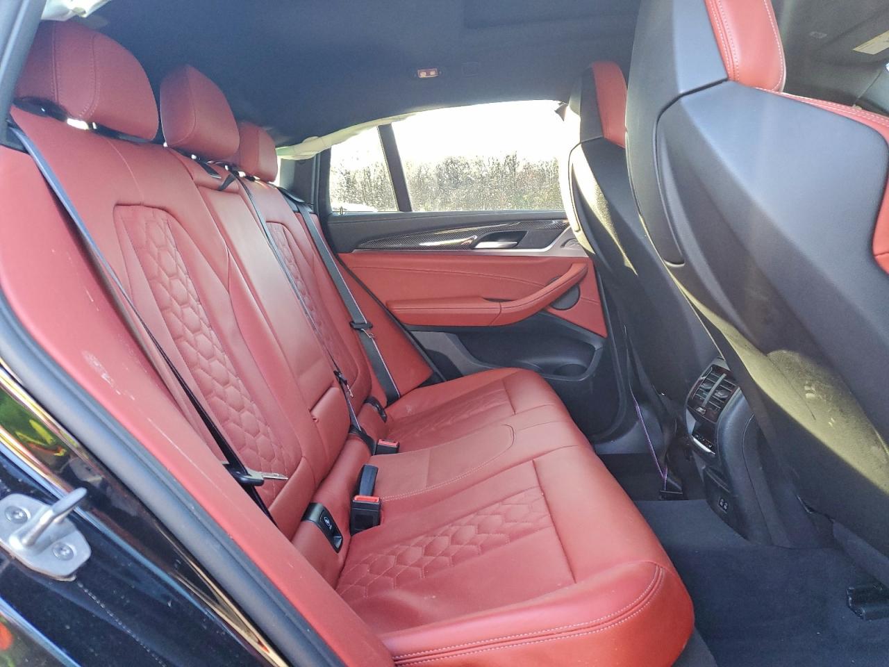 2025 BMW X4 M