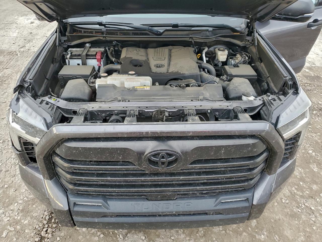 2022 TOYOTA TUNDRA