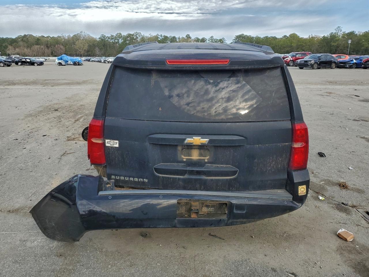 2015 CHEVROLET SUBURBAN