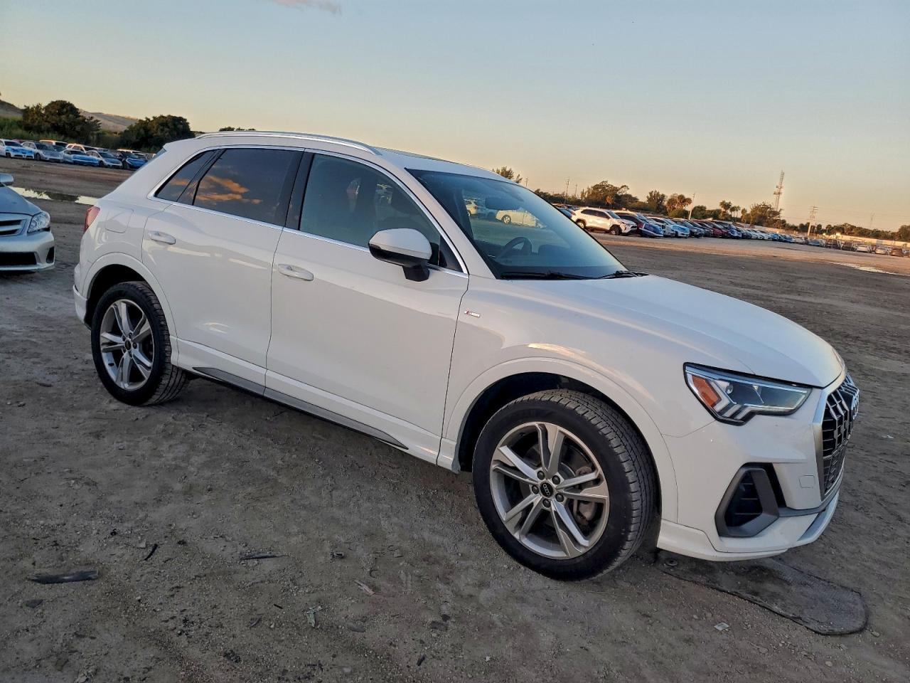2023 AUDI Q3