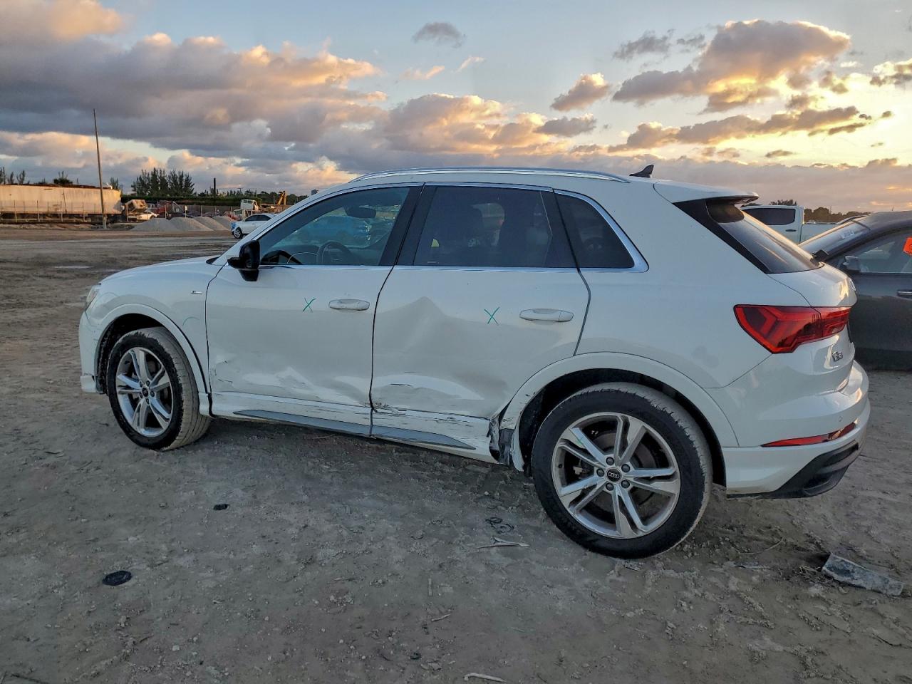 2023 AUDI Q3