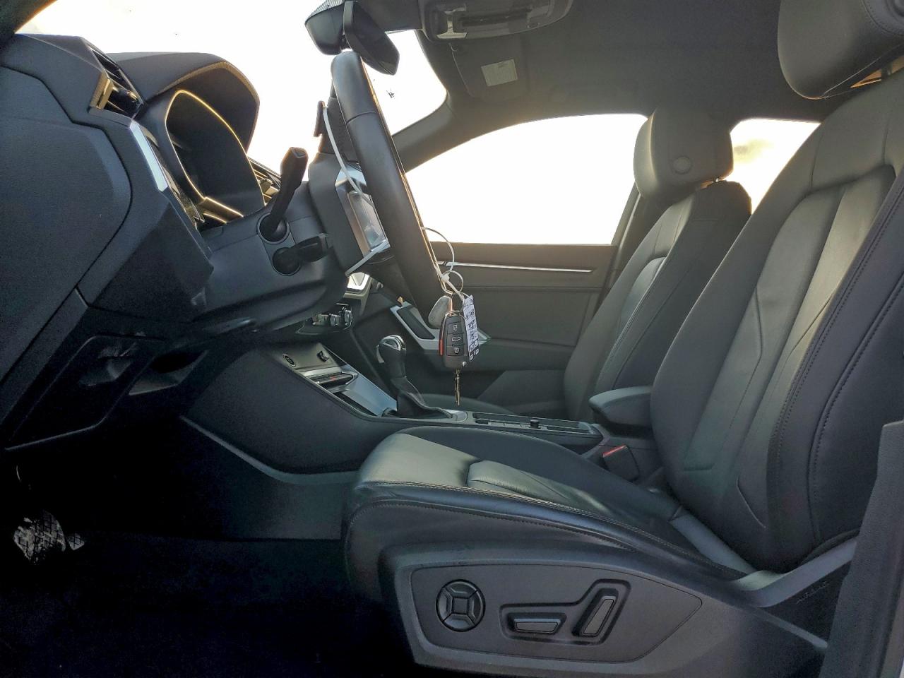 2023 AUDI Q3