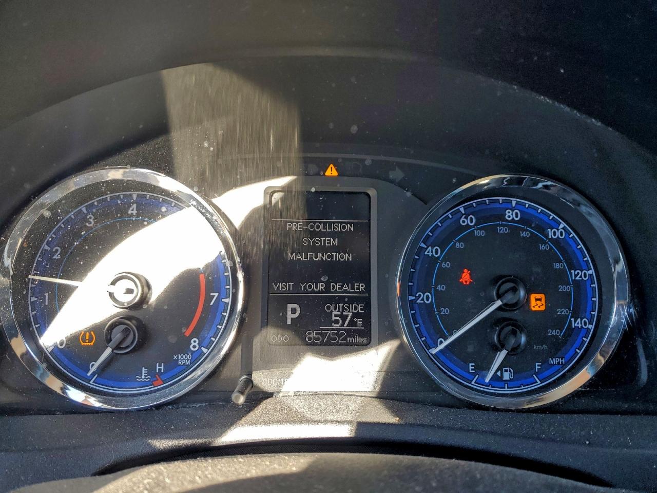 2018 TOYOTA COROLLA