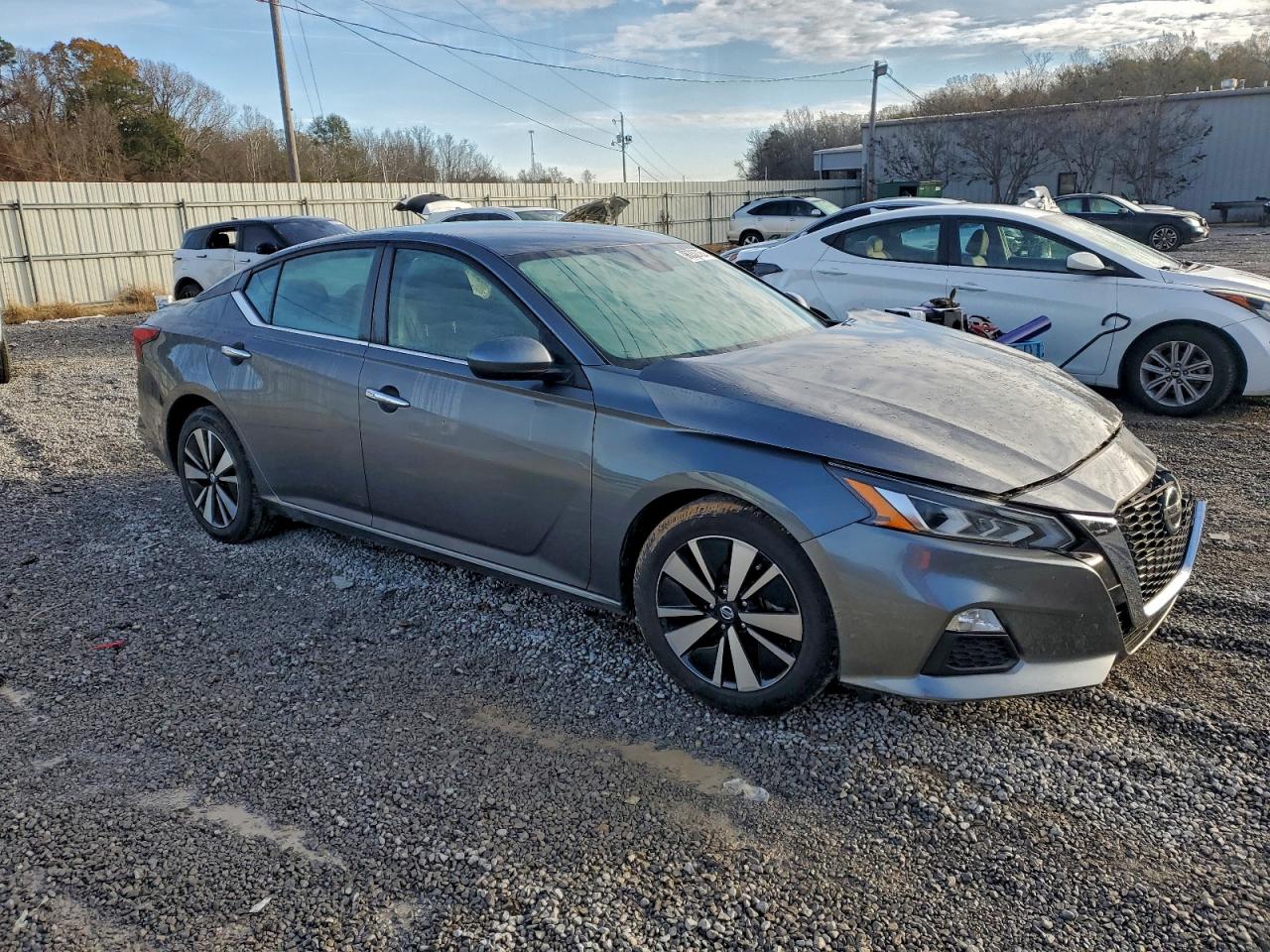 2021 NISSAN ALTIMA