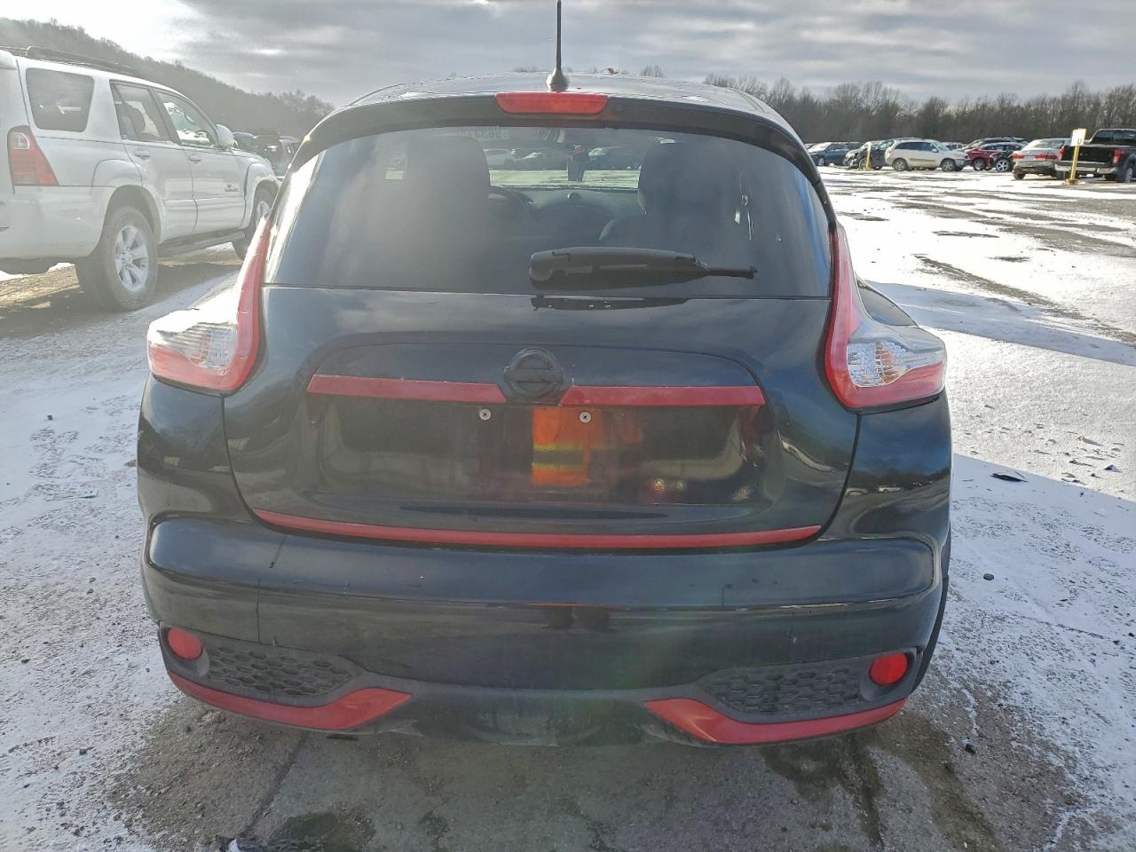 2015 NISSAN JUKE