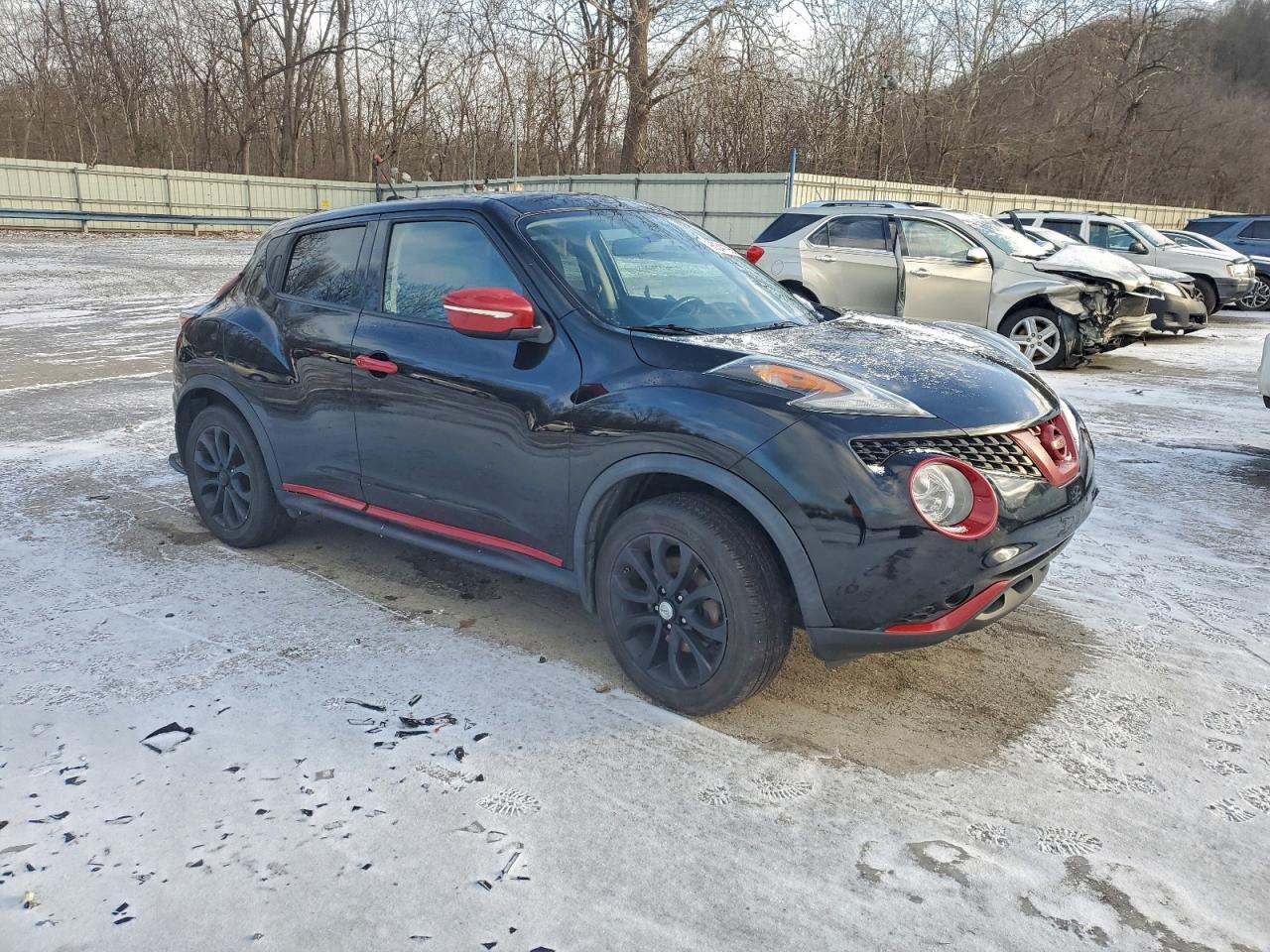 2015 NISSAN JUKE