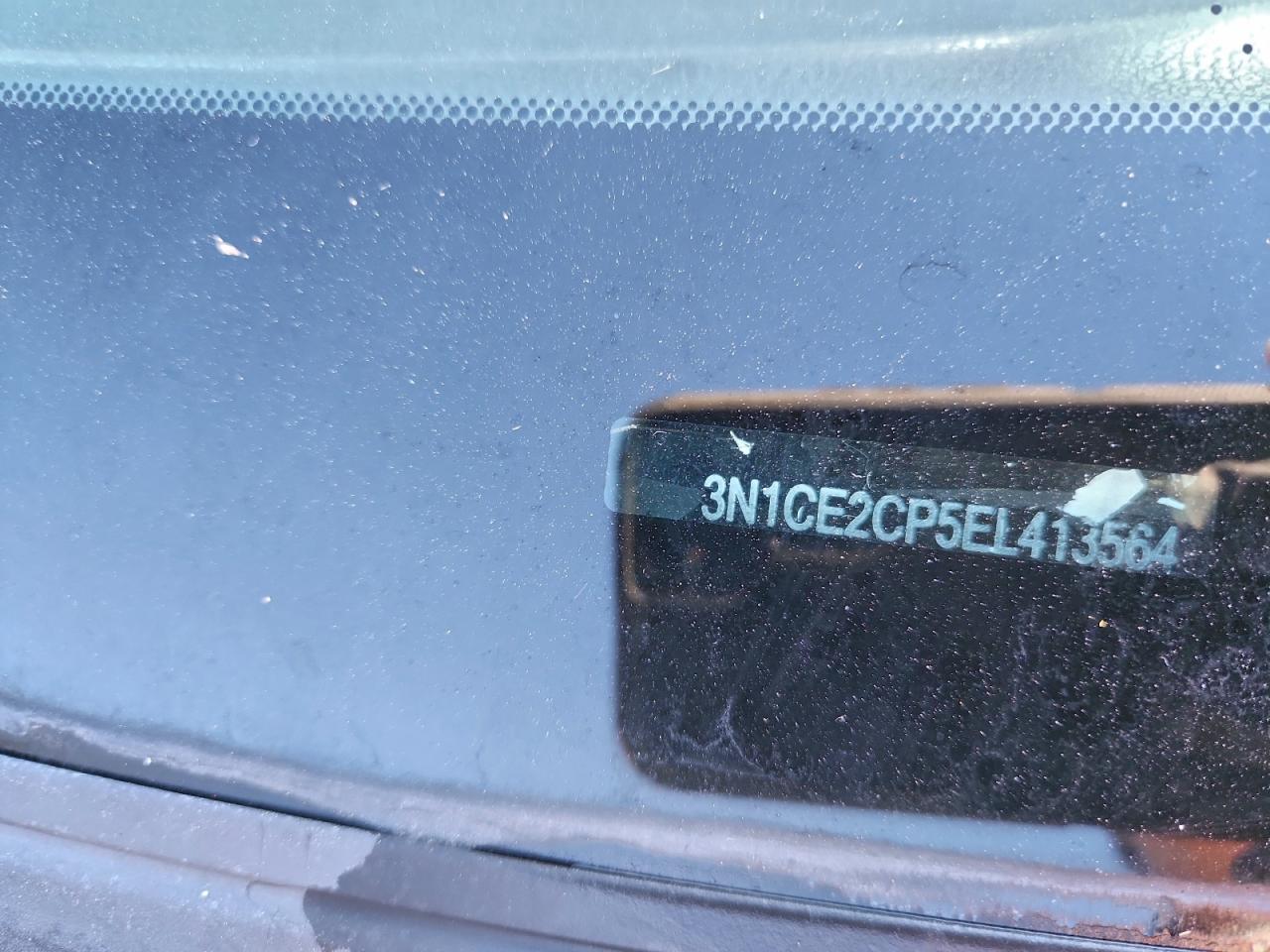 2014 NISSAN VERSA