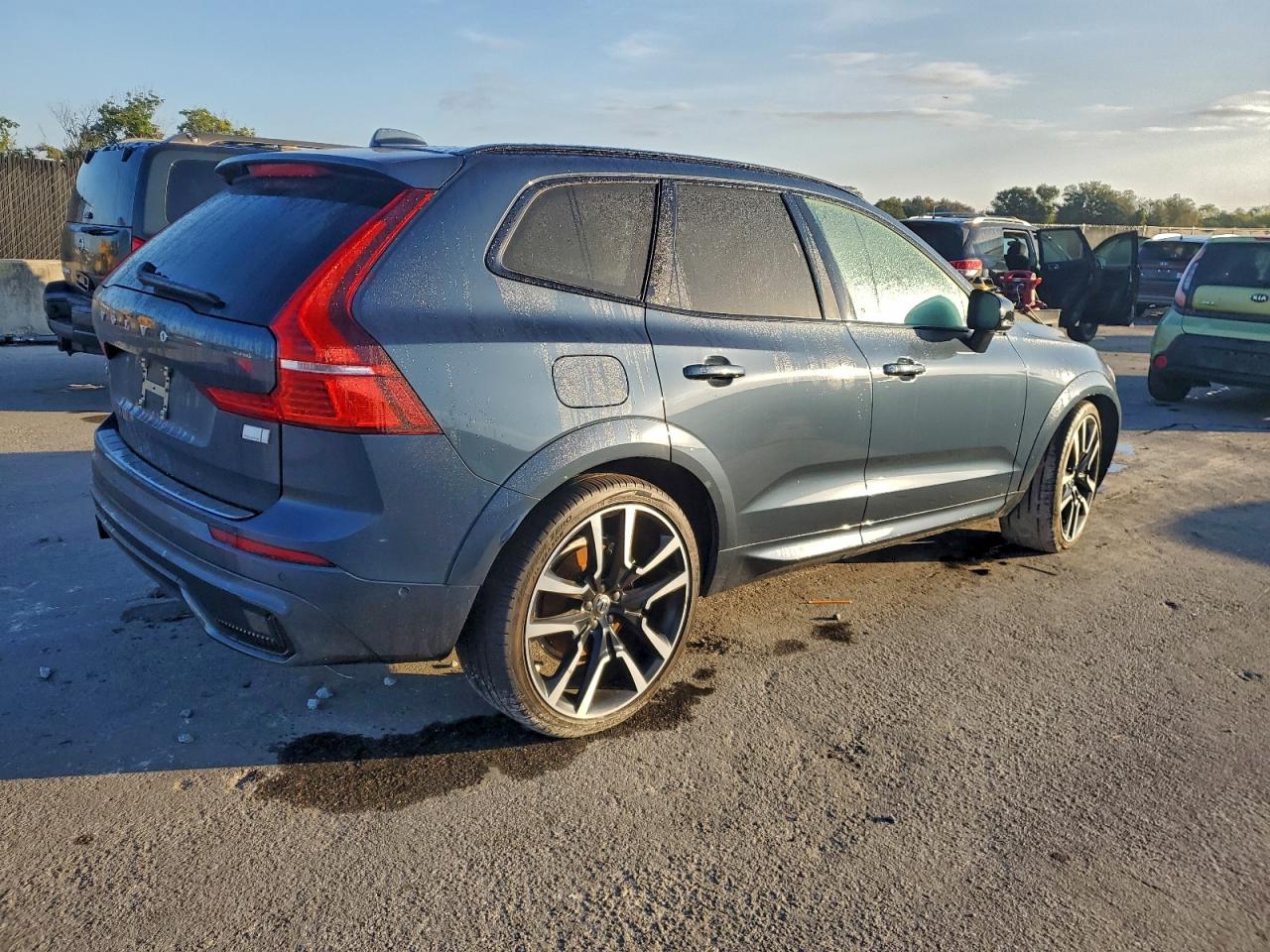 2024 VOLVO XC60 ULTIM