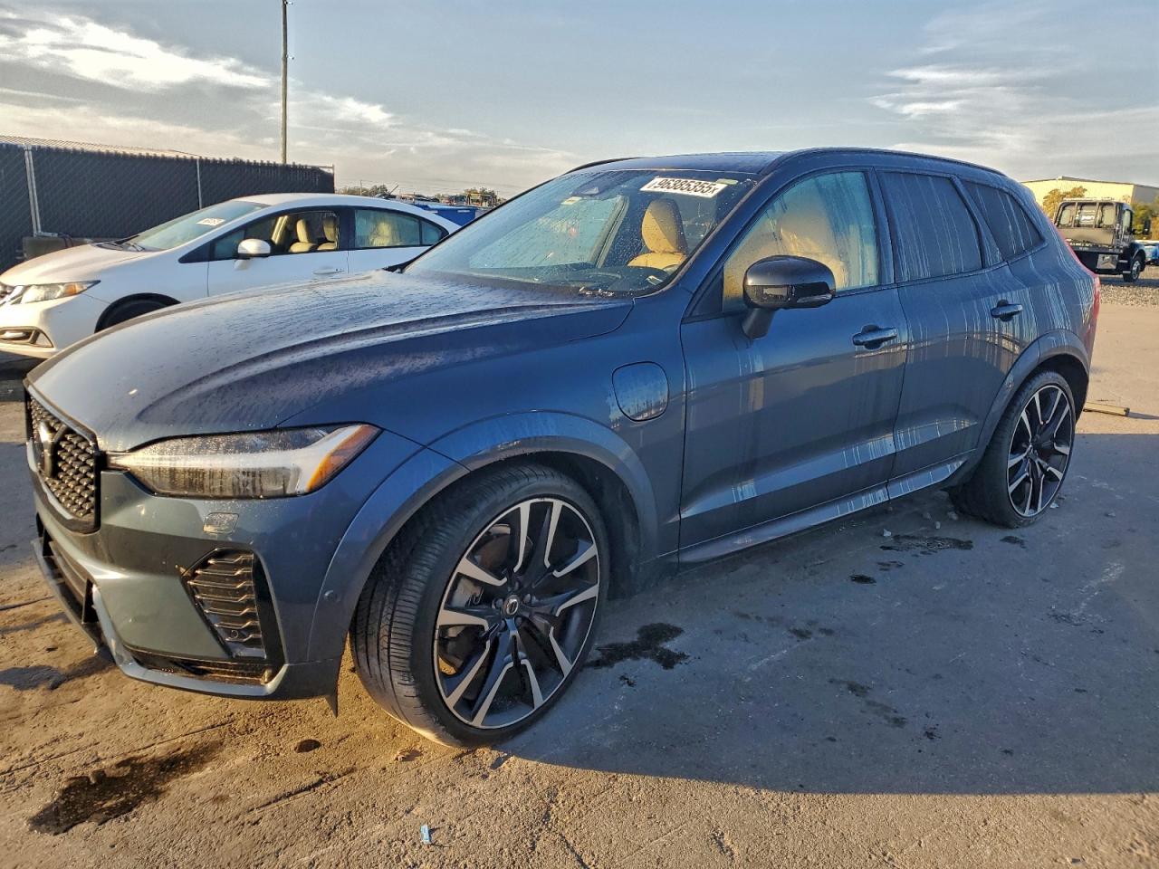2024 VOLVO XC60 ULTIM