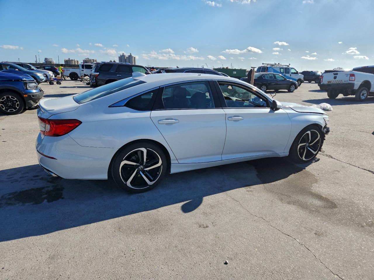 2019 HONDA ACCORD