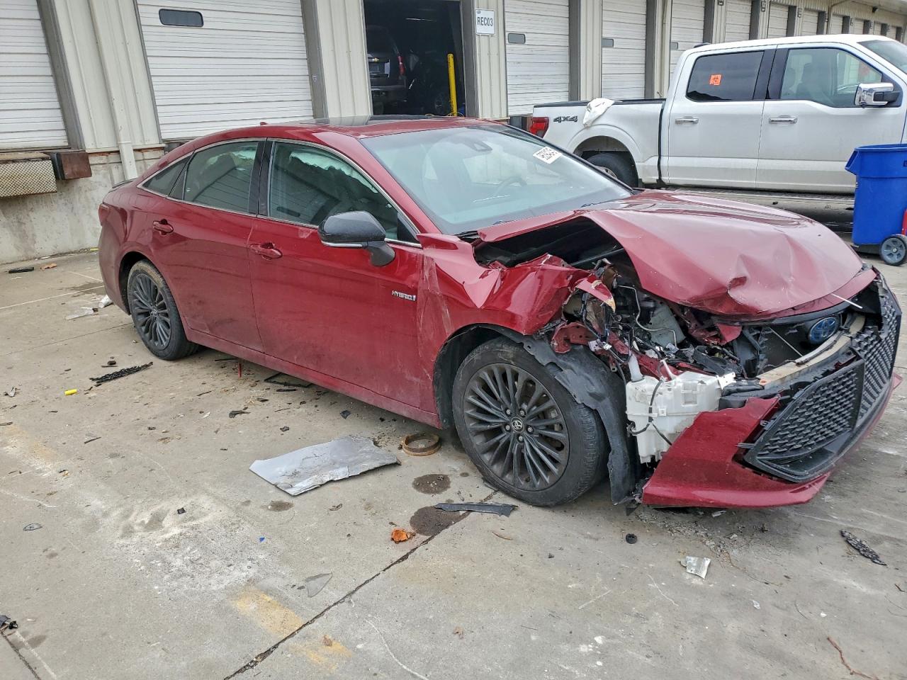 2019 TOYOTA AVALON