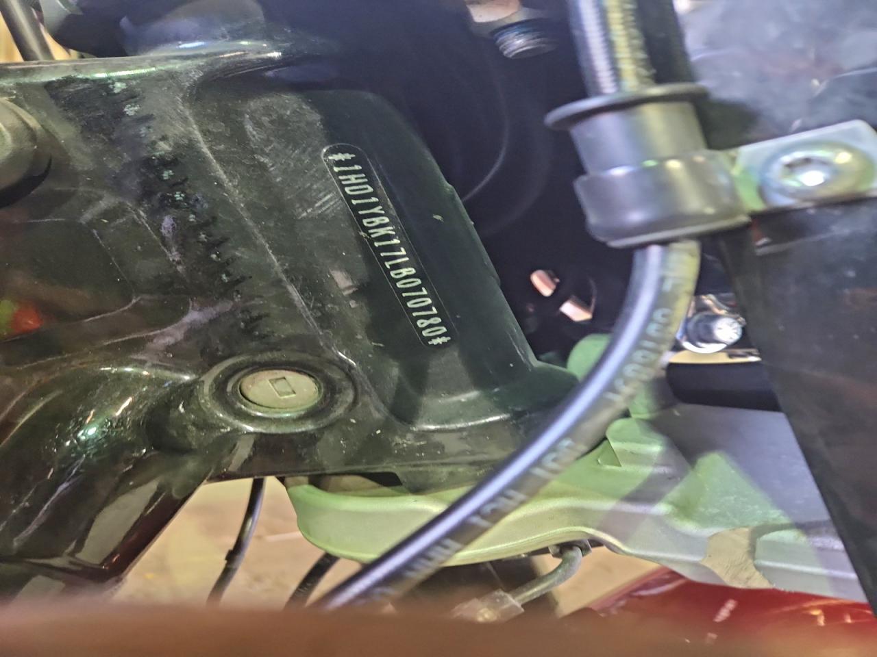 2020 HARLEY-DAVIDSON FLHCS