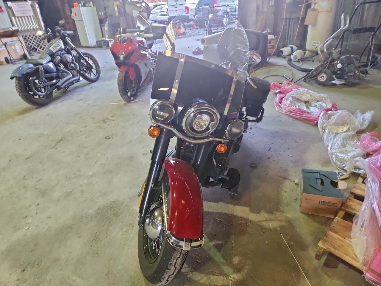 2020 HARLEY-DAVIDSON FLHCS