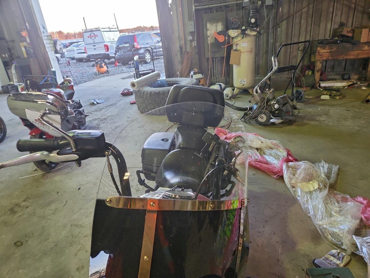 2020 HARLEY-DAVIDSON FLHCS