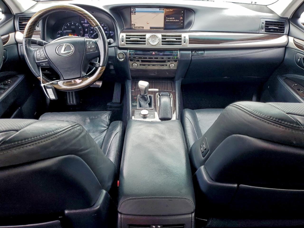 2016 LEXUS LS460
