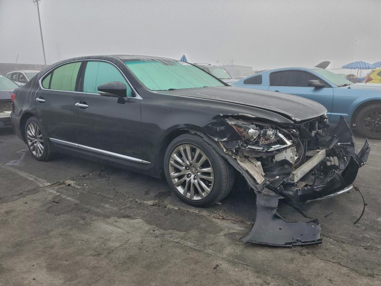 2016 LEXUS LS460