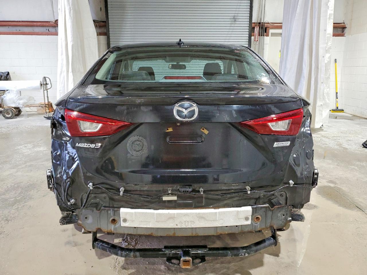2015 MAZDA 3