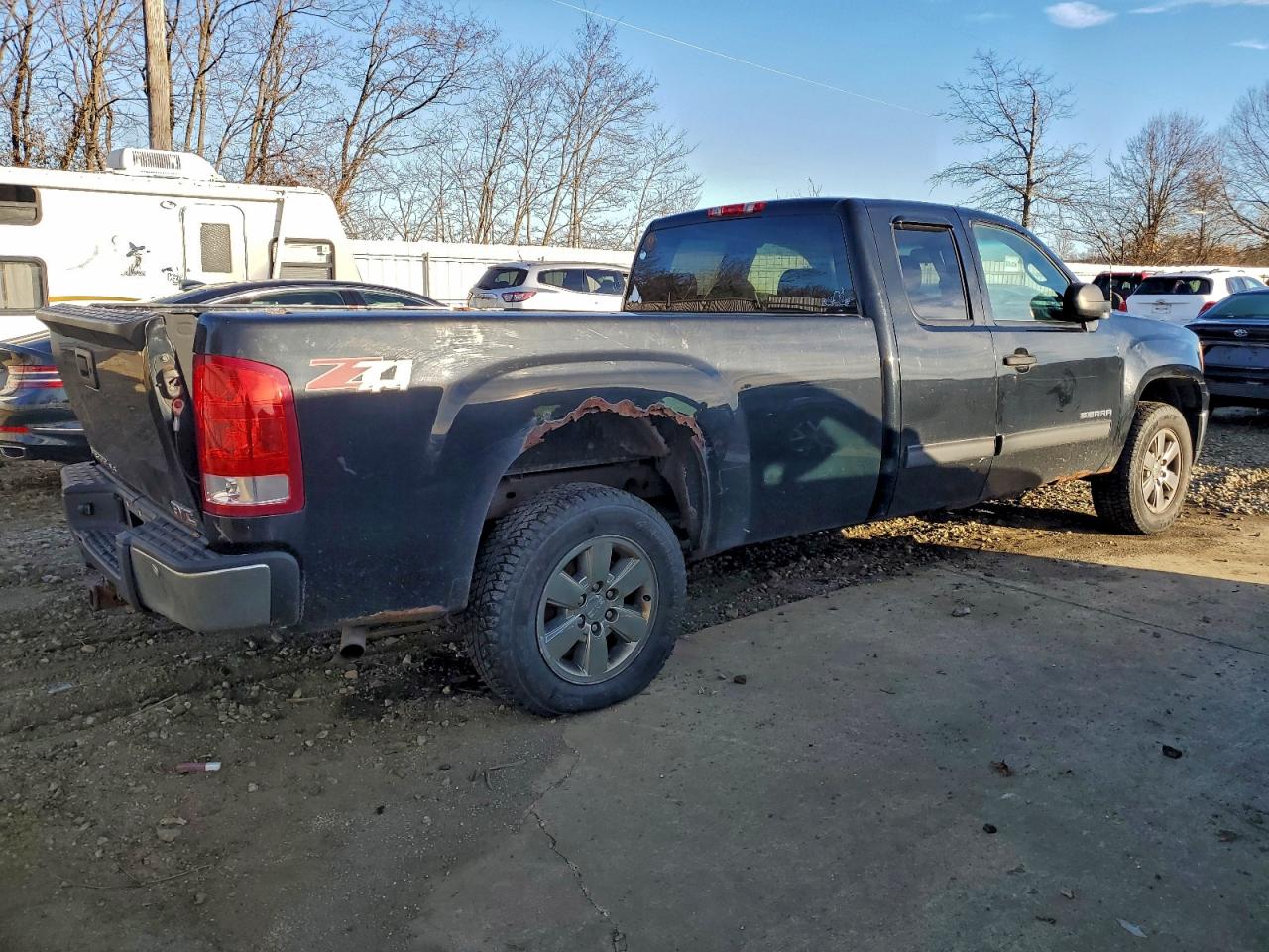 2013 GMC SIERRA