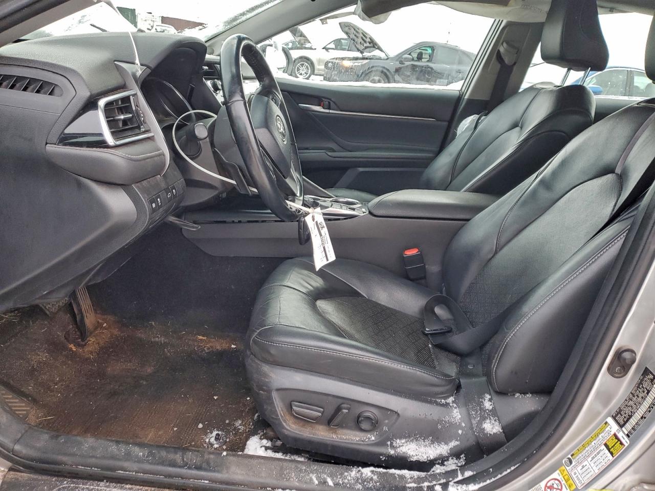 2018 TOYOTA CAMRY