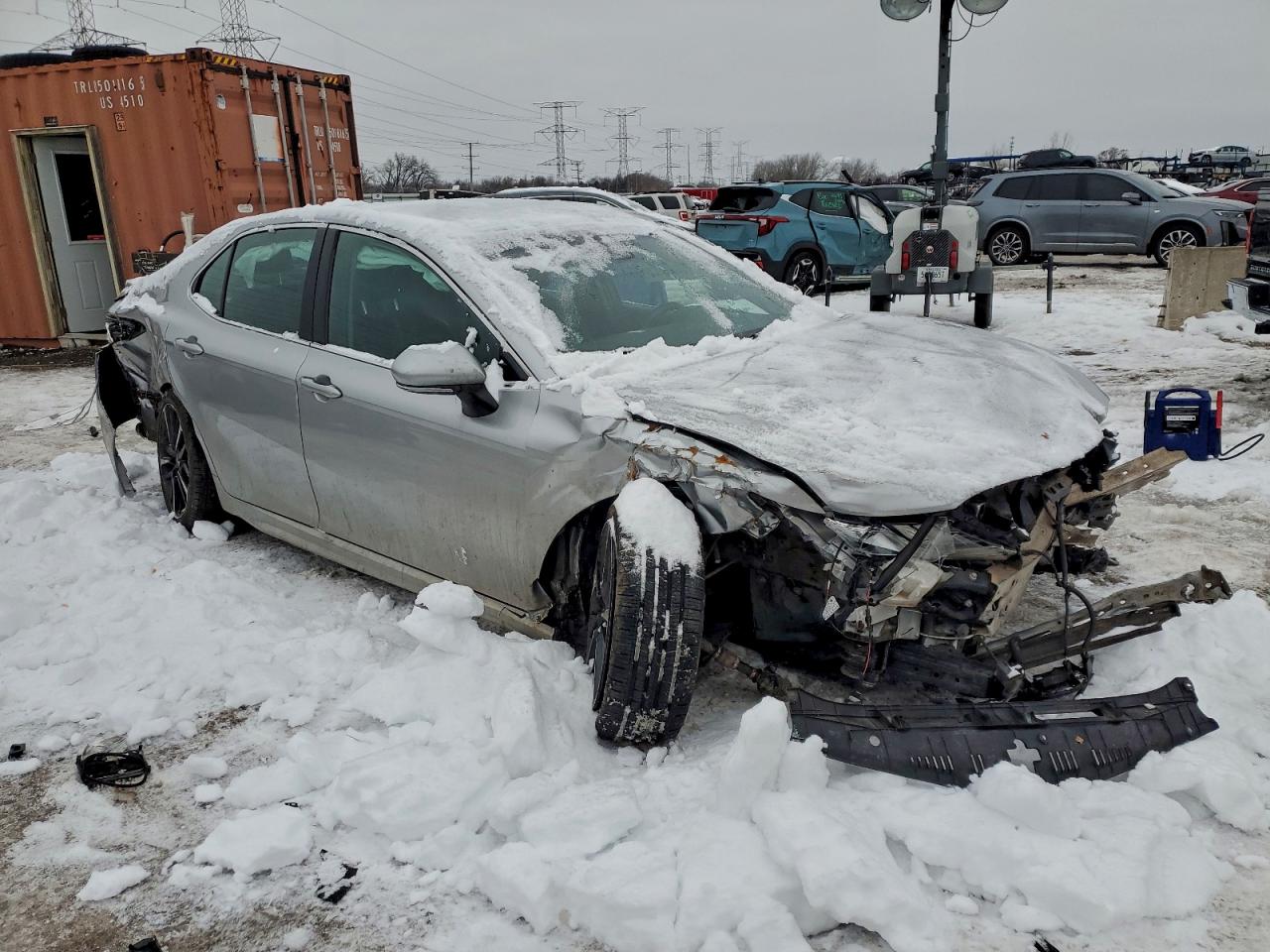 2018 TOYOTA CAMRY