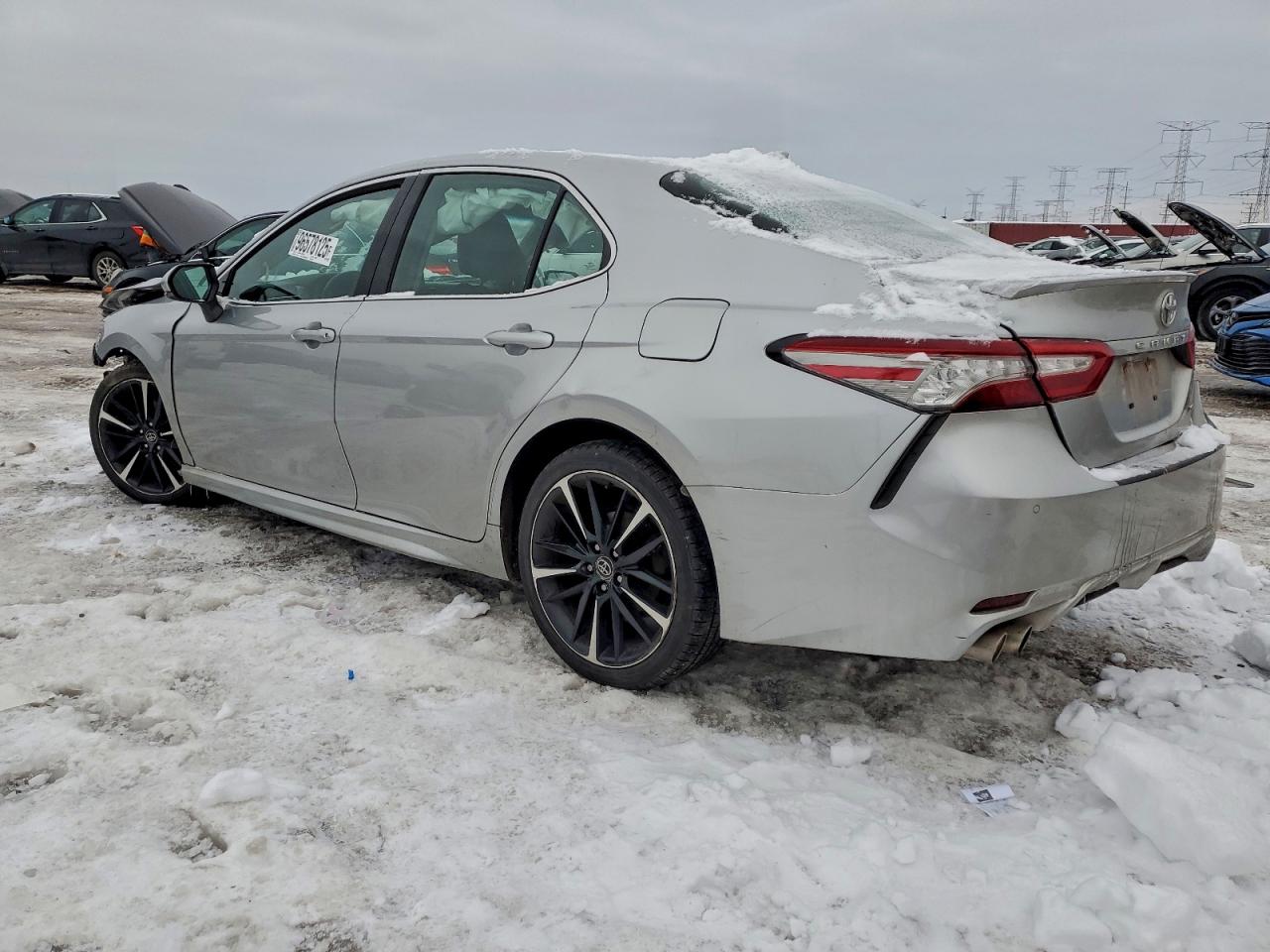 2018 TOYOTA CAMRY