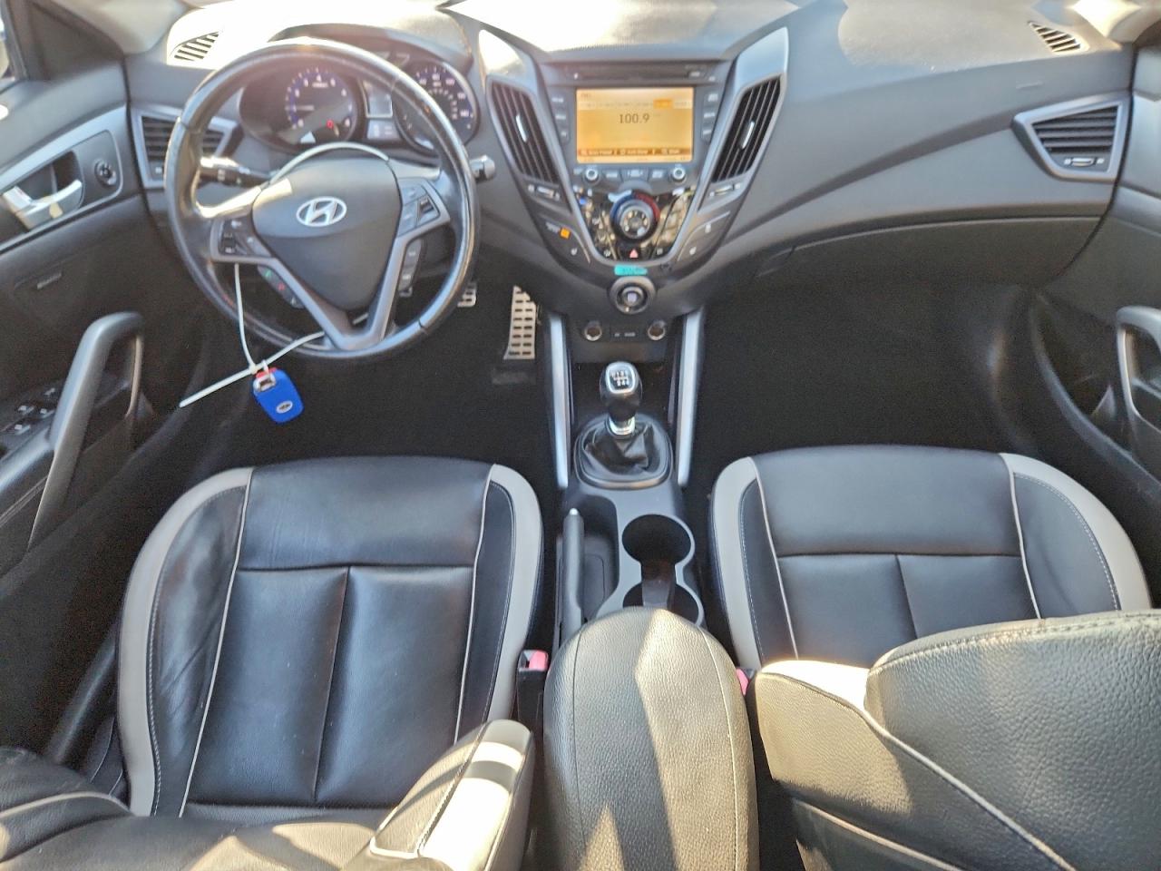 2013 HYUNDAI VELOSTER