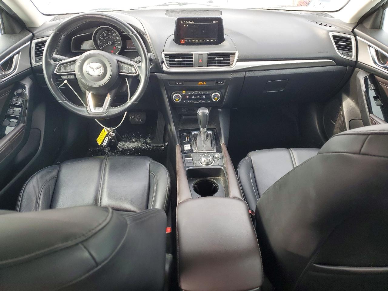 2017 MAZDA 3