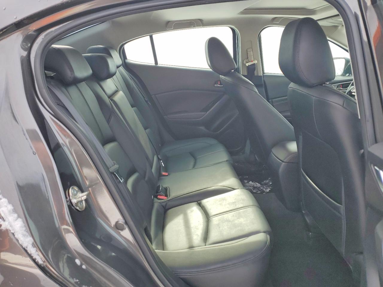 2017 MAZDA 3