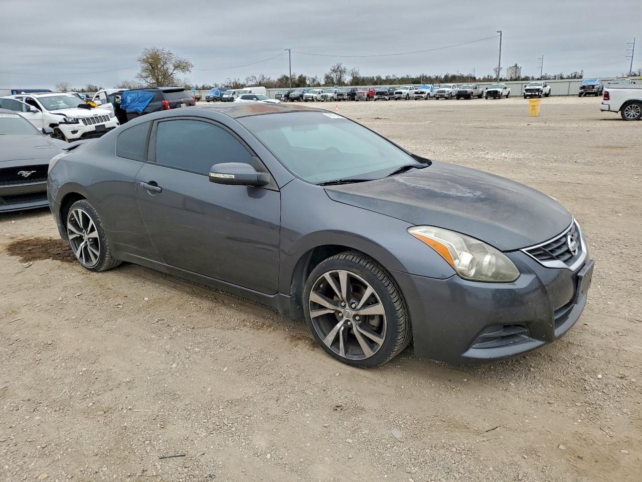 2011 NISSAN ALTIMA