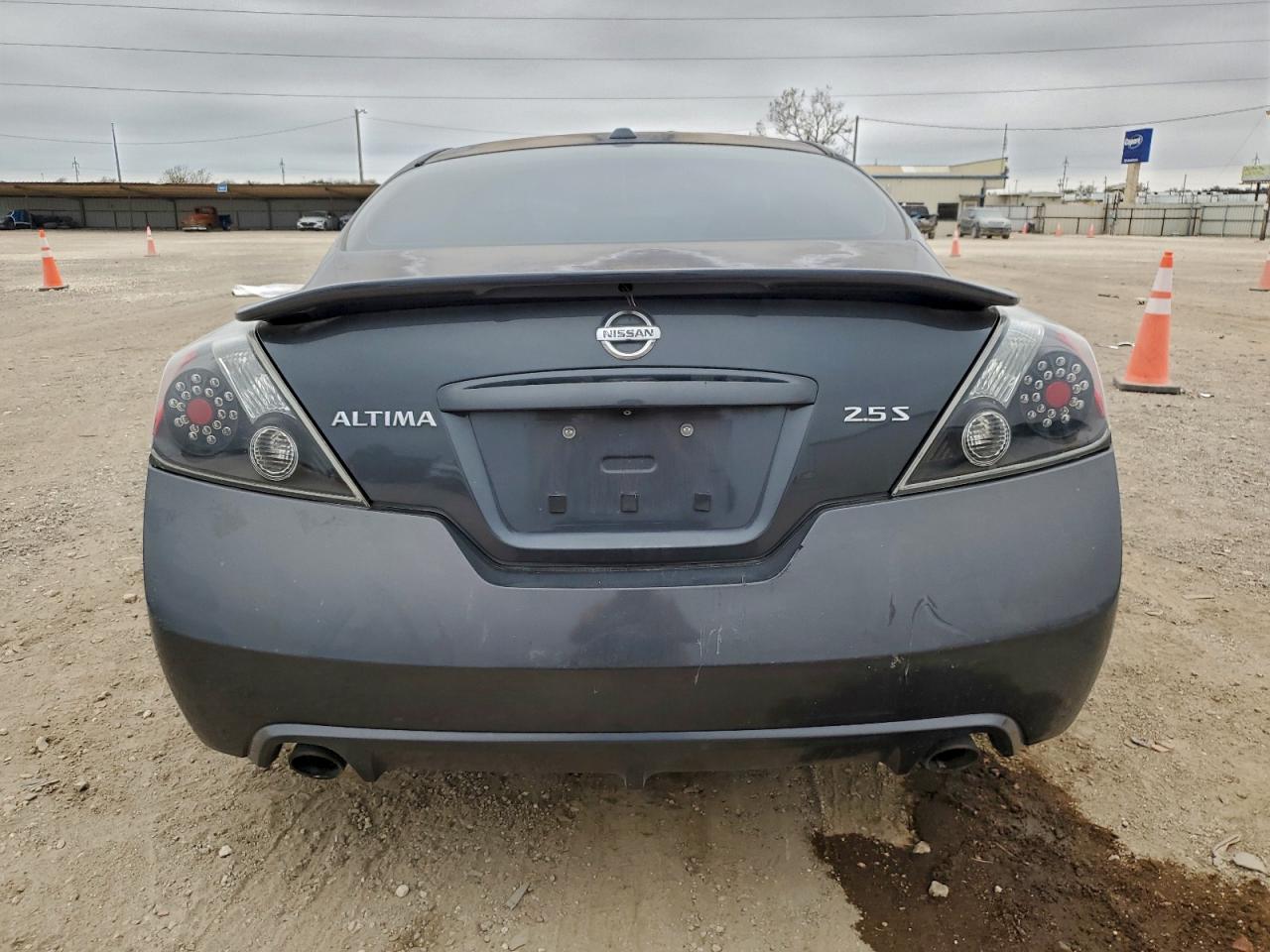 2011 NISSAN ALTIMA