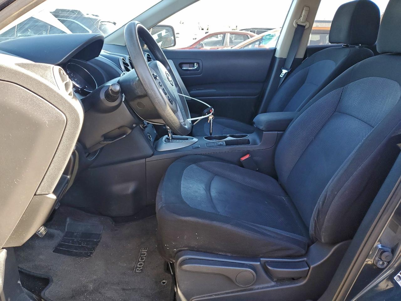 2012 NISSAN ROGUE