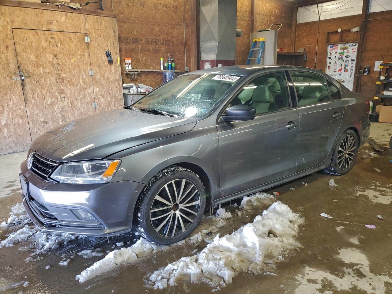2016 VOLKSWAGEN JETTA