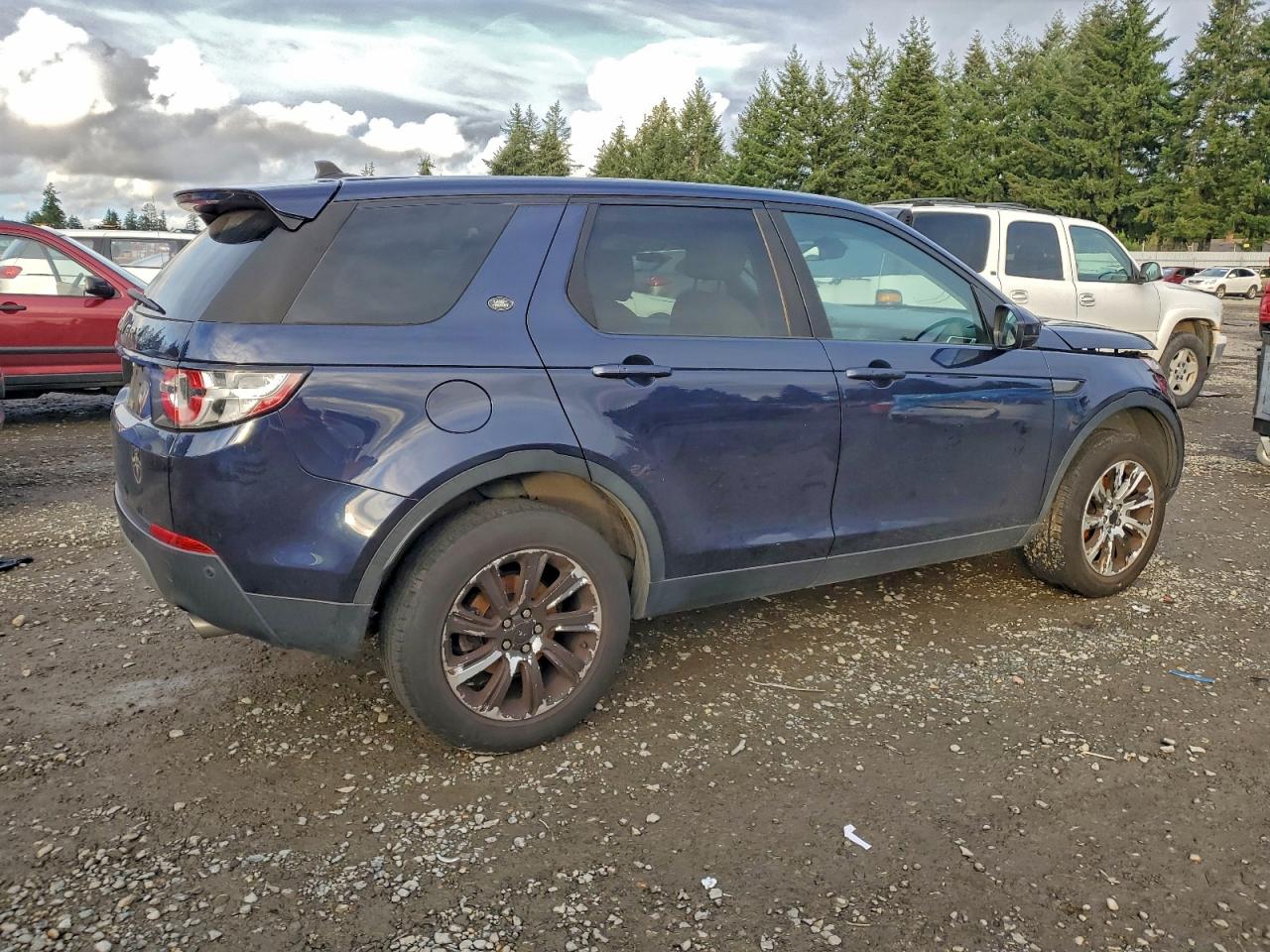 2016 LAND ROVER DISCOVERY