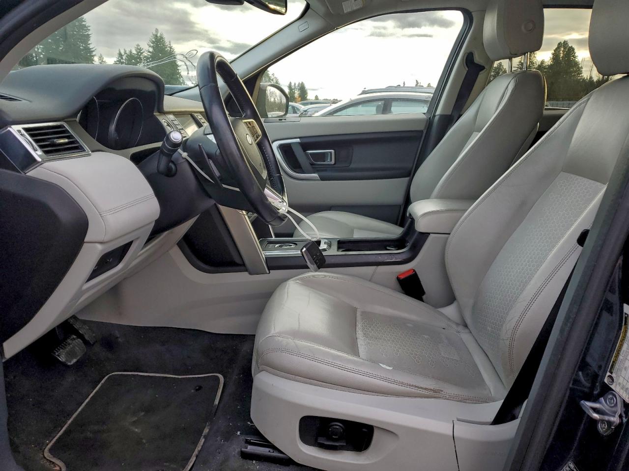 2016 LAND ROVER DISCOVERY