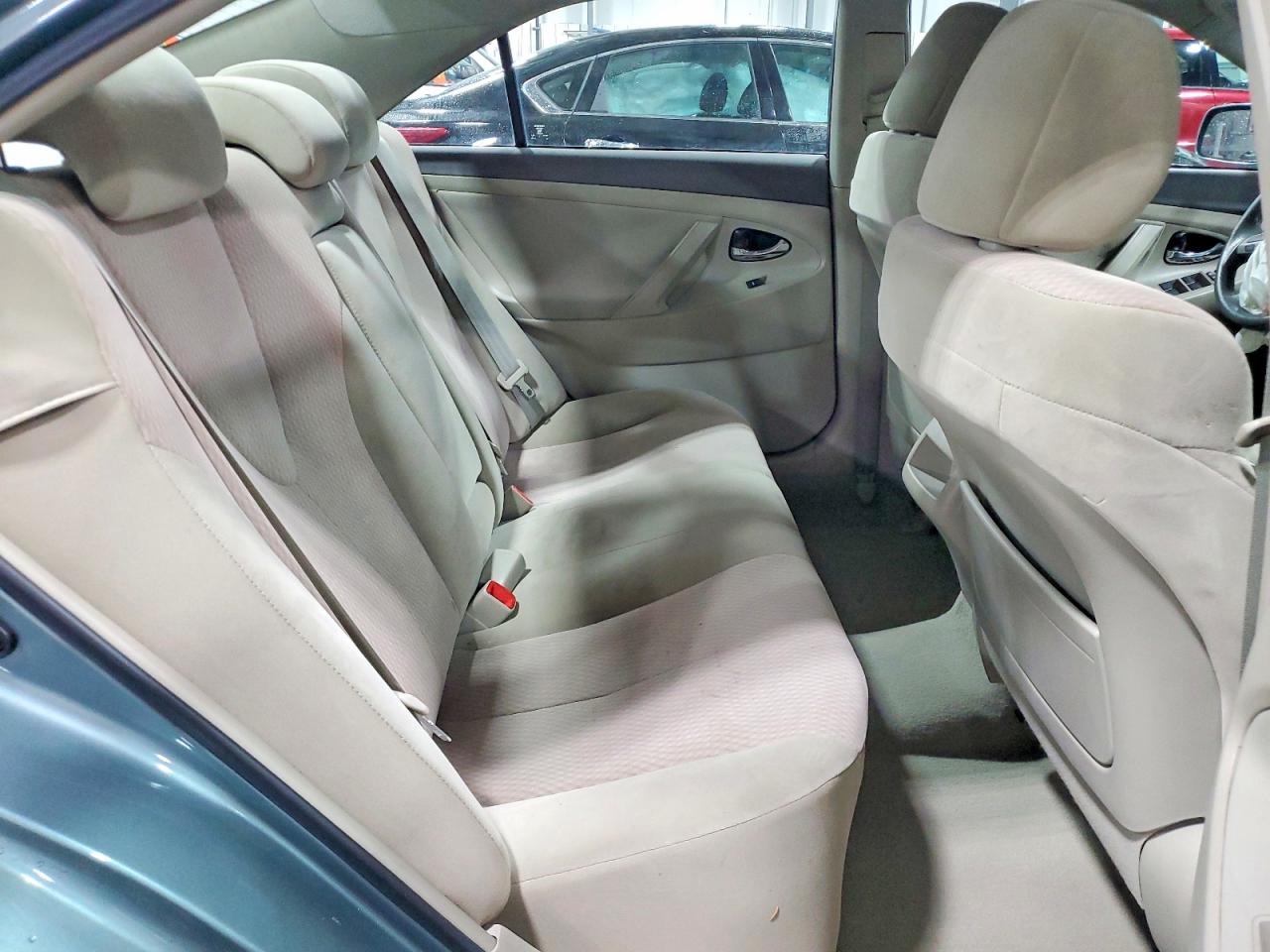2011 TOYOTA CAMRY